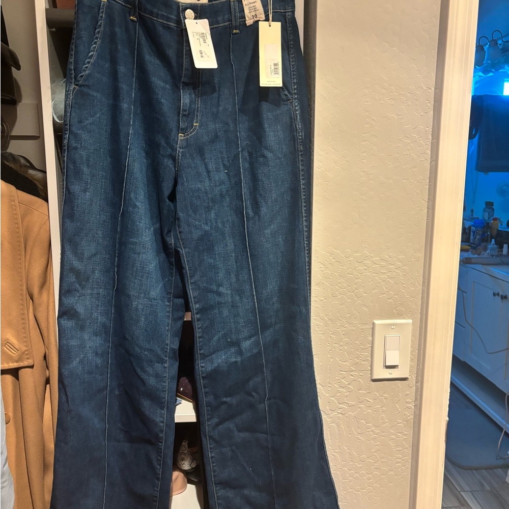 NWT AMO High-Rise Wide Leg Blue Jeans